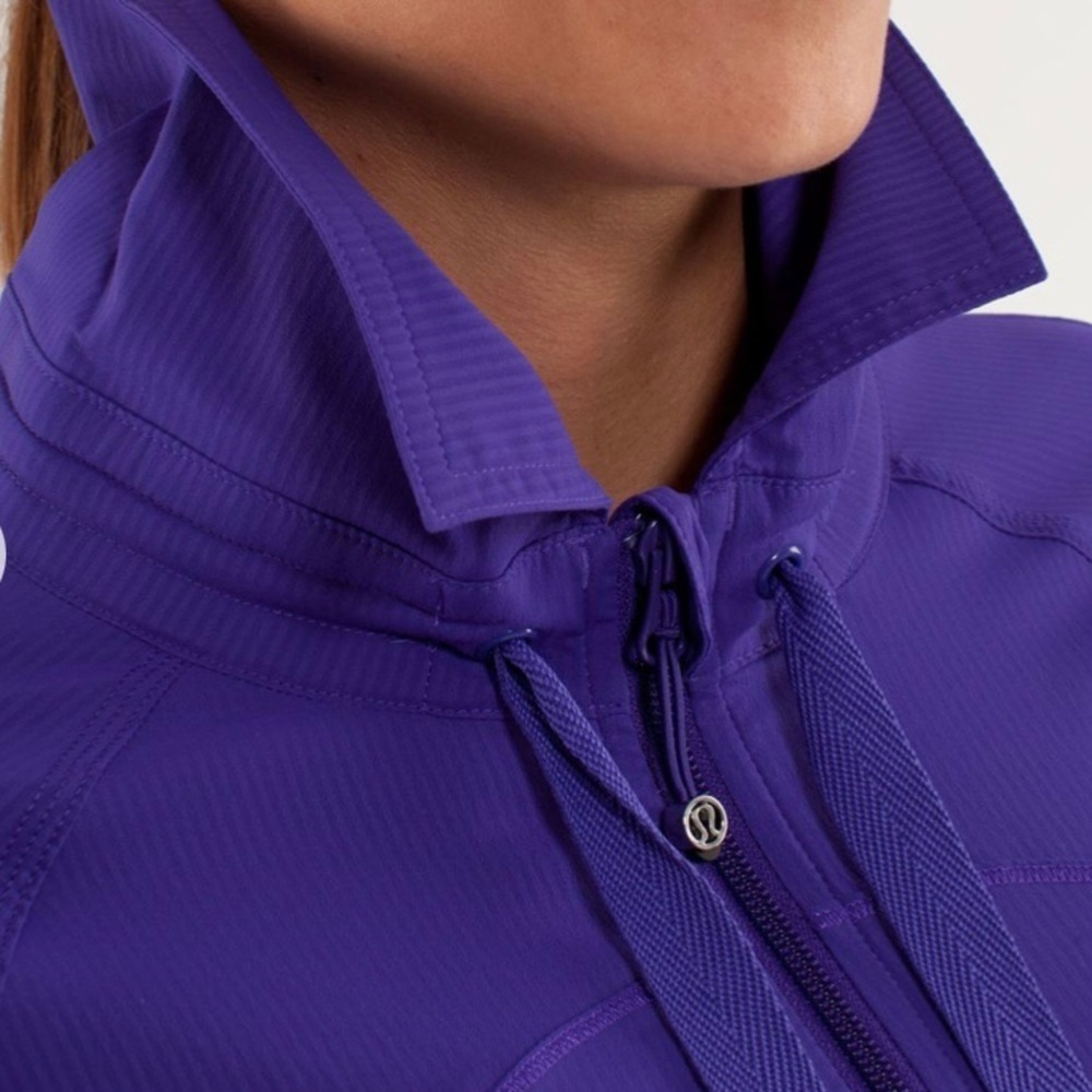 Lululemon Transition Jacket,
Bruised Berry - Picture 5 of 11